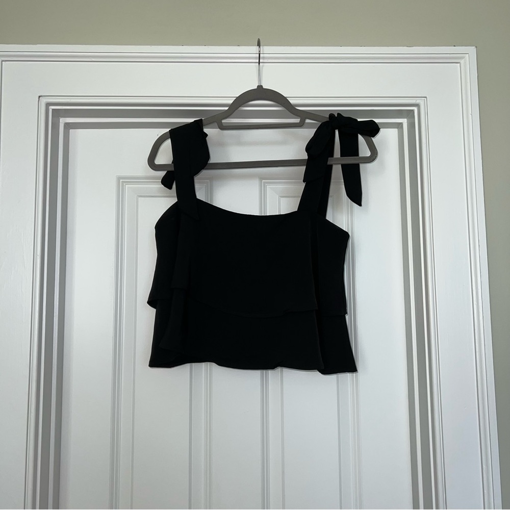 Super down ruffle crop top